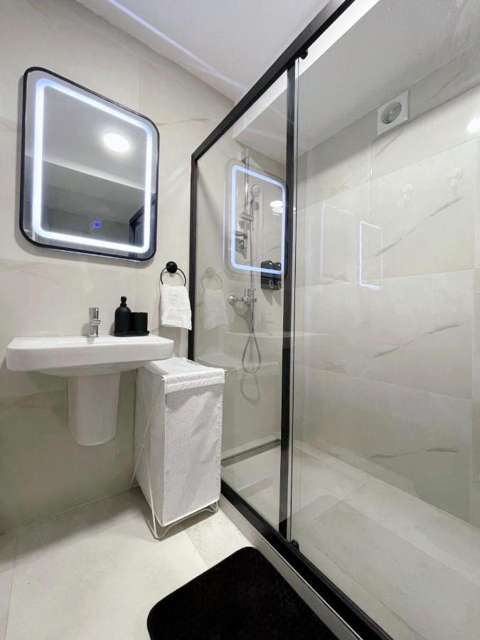 Sunlight Luxe Apartment Skopje Luaran gambar